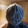 Mütze Chullo-Elégance mit Zopfmuster-Strick – Bild 3
